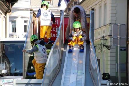 Tudi otroci kamniških šol in vrtcev so bili danes trajnostno povezavi  (162)